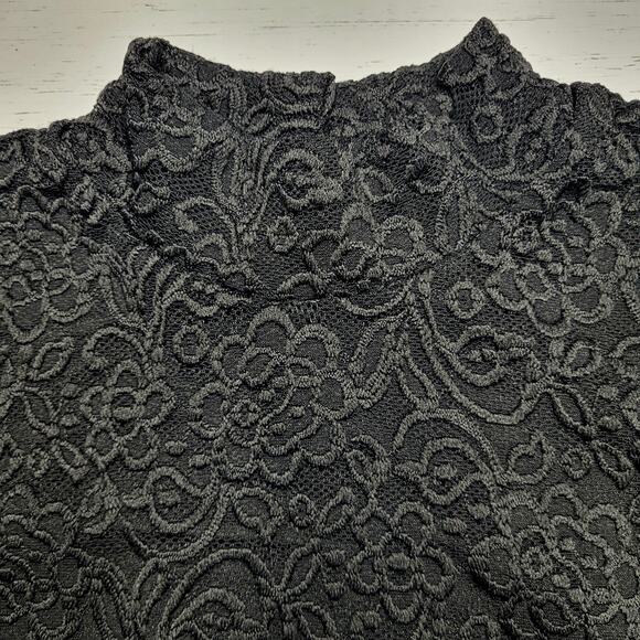 Susan Graver Occasions Black Button Mock Neck Lace Floral 3/4 Sleeve Top Medium - Picture 4 of 8